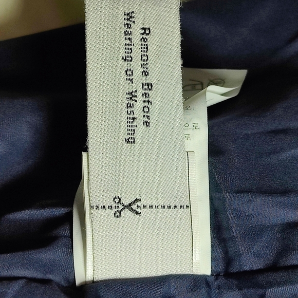 J Crew Excursion Puffer Quilted Strippied Vest.Down feather filling.Size XS NWOT - Picture 10 of 10